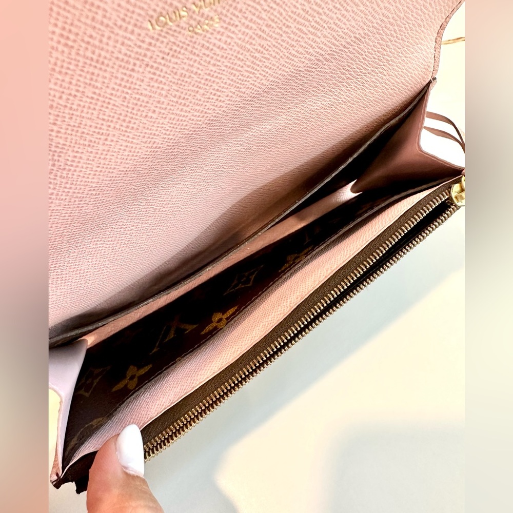 Louis Vuitton Brown Monogram Wallet - Picture 6 of 9